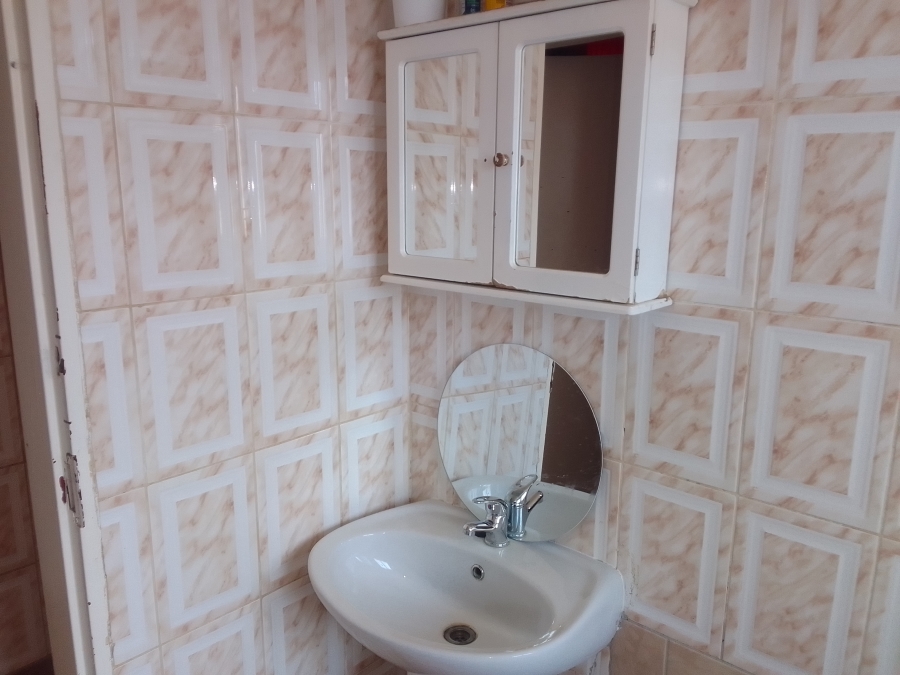 2 Bedroom Property for Sale in Tlhabane West North West